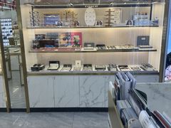-世纪大明眼镜·林德伯格·蔡司官方授权店(武昌旗舰店)