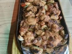 -老东镇啤酒屋海鲜加工·蒸汽海鲜·海鲜烧烤(台东店)