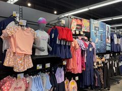 -迪卡侬(西三旗店)