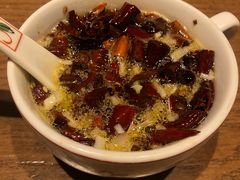 现炸辣椒油-北京老门框爆肚涮肉馆(凤城六路店)