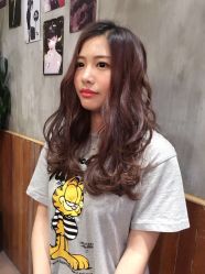 -PE SALON