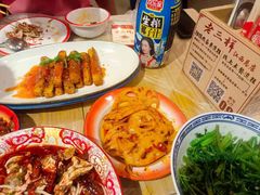 -思博半步颠小酒馆(梦时代店)