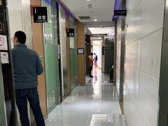 -雅悦齿科(顾村公园店)