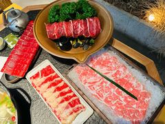 -三出山火锅(南京万象天地店)