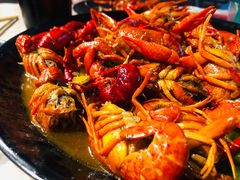 -沪小胖小龙虾(淮海中路旗舰店)