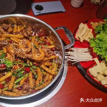 前两天和朋友过来吃的，忘了评论，为了升级我补一下作业