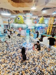 -多多淘儿童体验中心(重庆来福士店)