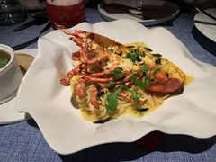 -弦月窗LUNETTE BY AMANDA(复兴路店)