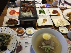 -紫霞门韩国料理烤肉(深南东路店)