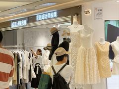 -广州白马服装市场