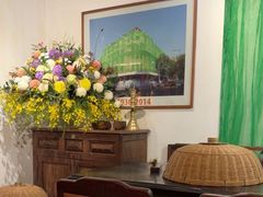 -Cuc Gach Quan Restaurant