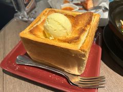 -港丽餐厅(来福士店)