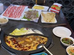 -陈府大宅门成都火锅·手切鲜肉(太原街店)