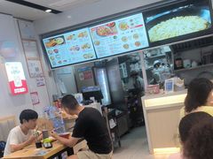 -肥叔锅贴(港澳广场店)