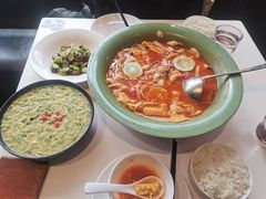 -巷子宽·酸菜鱼(迪士尼小镇店)