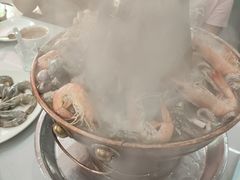 -一口猪海鲜浑锅·东北家常菜