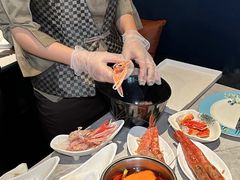 -雍容荟帝王蟹活龙虾展台自助(IFS黑金店)