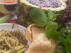 -沐毫傣泐云南菜孔雀宴•手抓饭傣味烧烤(曼听公园店)