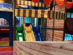 -三亚湾海居铂尔曼度假酒店