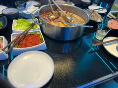 -唯爱KTV聚会餐厅(仙林东城汇店)