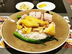 烧肉拼白切鸡饭-色香味(澳门巴黎人店)