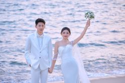 -莫兰迪婚纱摄影