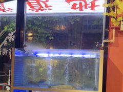 -老街烧烤大排档·地道湖北菜·龙虾馆(汉口火车站店)