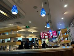 -The Habit Burger Grill 哈比特汉堡(世博店)