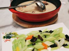 -雪龙轩中餐厅(银基冰雪酒店)