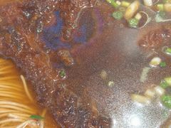 葱烤大排面-鲁达面馆本帮风味(共康东路店)