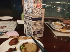 -荣誉国际酒店-云顶旋转餐厅