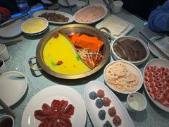 -小天鹅火锅·一线江景洪鼎旗舰店(洪崖洞店)