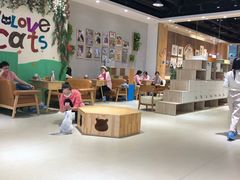 -藏猫猫咖啡主题馆(中央大道店)