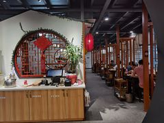 -乡土黄·鲜牛肉火锅·小龙虾(兴业街店)