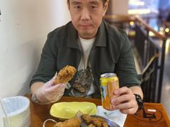 -BHC炸鸡(明洞总店)