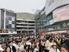 -杭州湖滨银泰in77