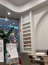 -进巍美甲美睫店