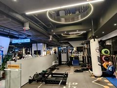 -超鹿运动(达信大厦店)