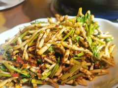 -菌海森林·非遗野生菌火锅(西山区滇池路摩根道店)