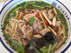 -镇南锅盖面馆(解放路店)