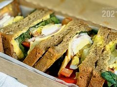 培根鸡肉俱乐部大嘴三明治-星巴克(广州东圃天银店)