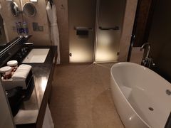 -广州天河希尔顿酒店