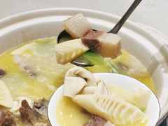 -泓历皇朝酒店(东亭店)