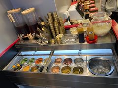 -成都你六姐·牛肉冒菜(城市集市合生汇店)