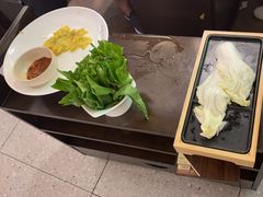 -老房老舍重庆火锅(假日城市店)