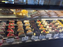 -Dough&Joe团憩(瑞虹天地月亮湾店)