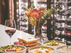 自助取餐区-wineapp葡萄酒餐吧(外滩金融中心店)
