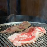 除了奋斗，啥都不如烤肉
