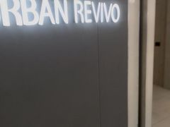 -URBAN REVIVO(七宝领展广场店)