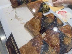-西树泡芙(湖滨银泰in77B区店)